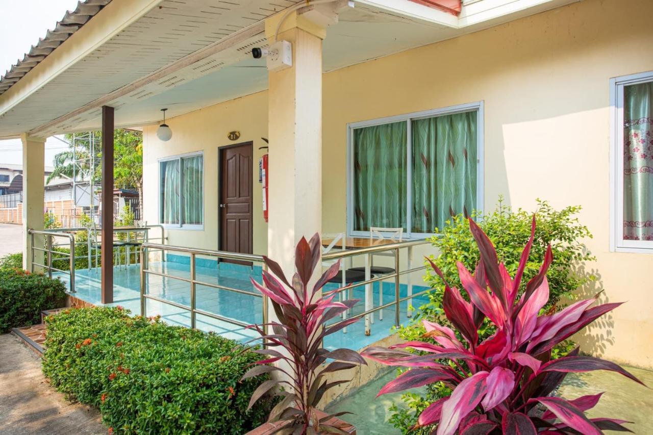 Pennaung Resort Bueng Kan Buitenkant foto